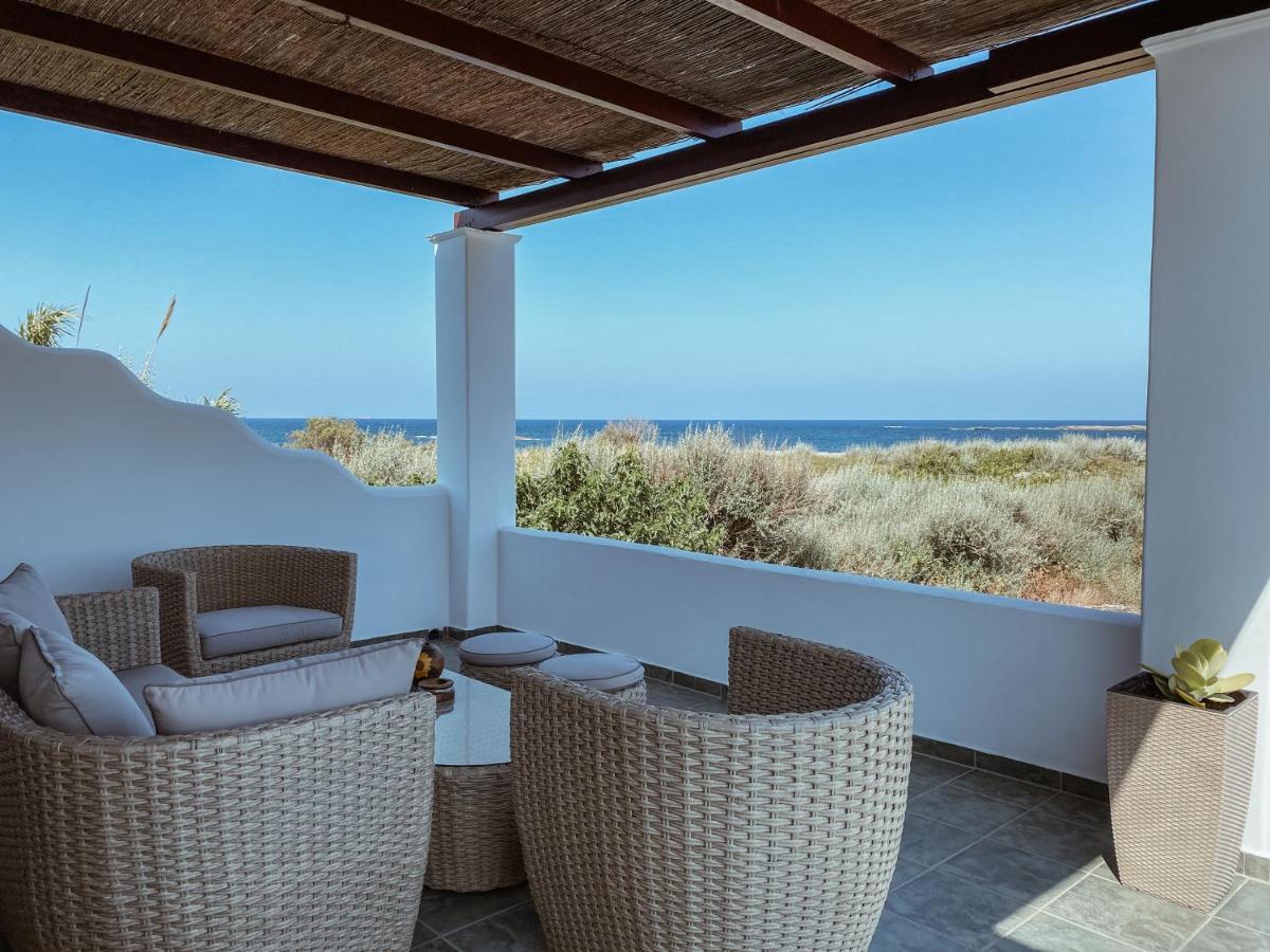 Luxury 3Br Sunrise Villa , Seaside Gyrismata Скирос Экстерьер фото