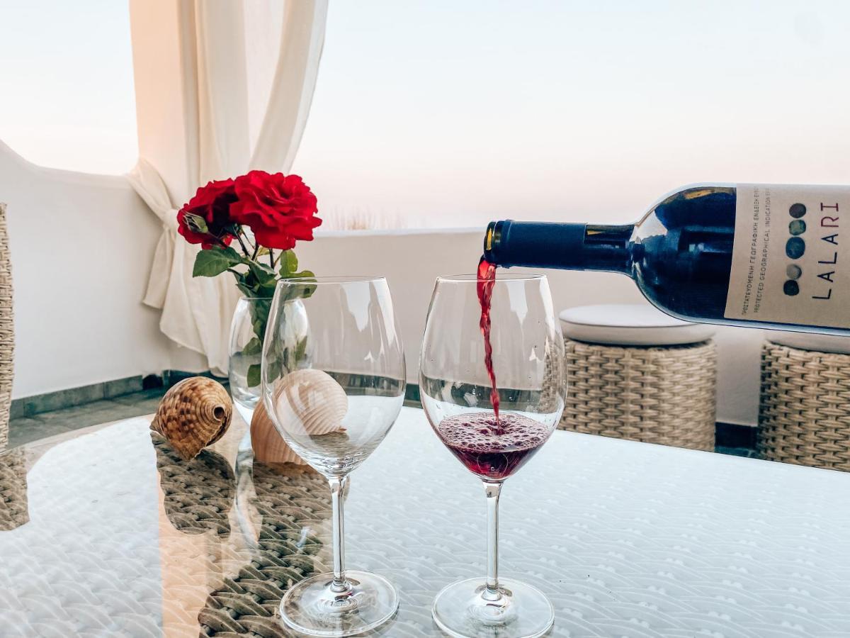 Luxury 3Br Sunrise Villa , Seaside Gyrismata Скирос Экстерьер фото